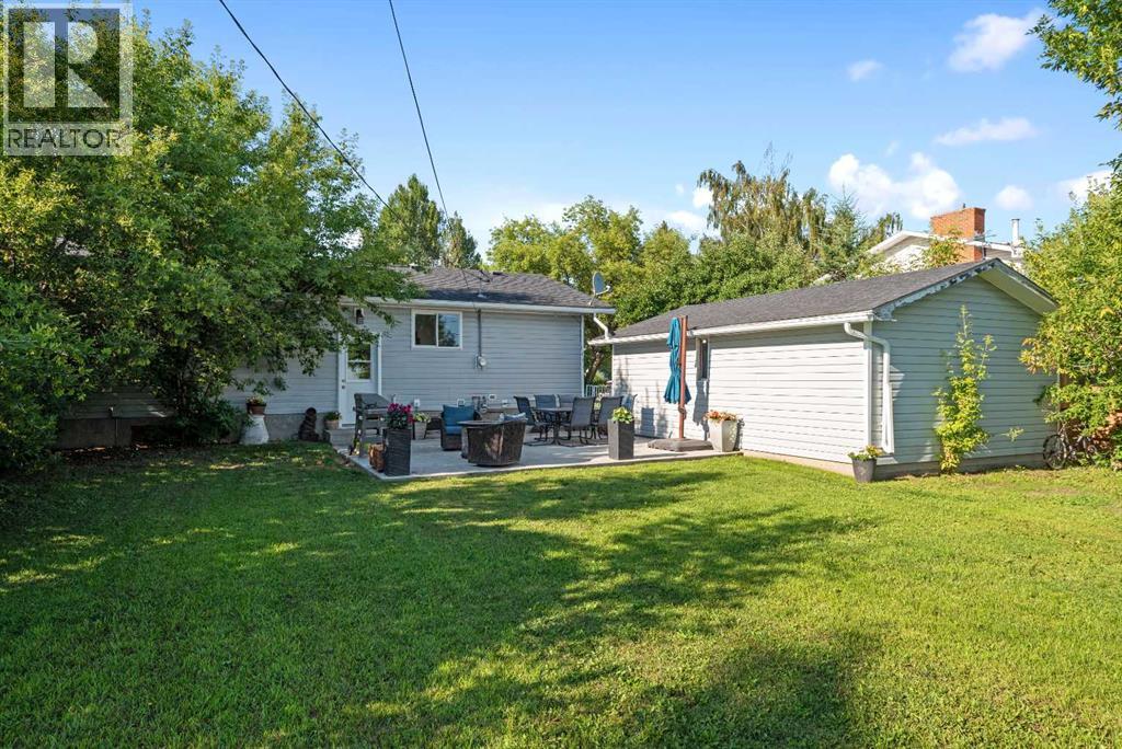 1203 1 Street NE - 5