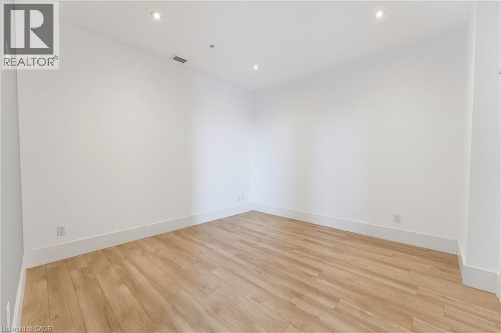 #1903 1 VICTORIA Street S - 26