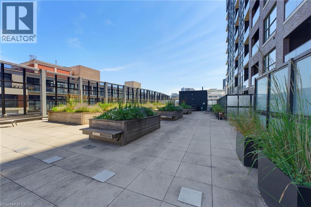 #1903 1 VICTORIA Street S - 36