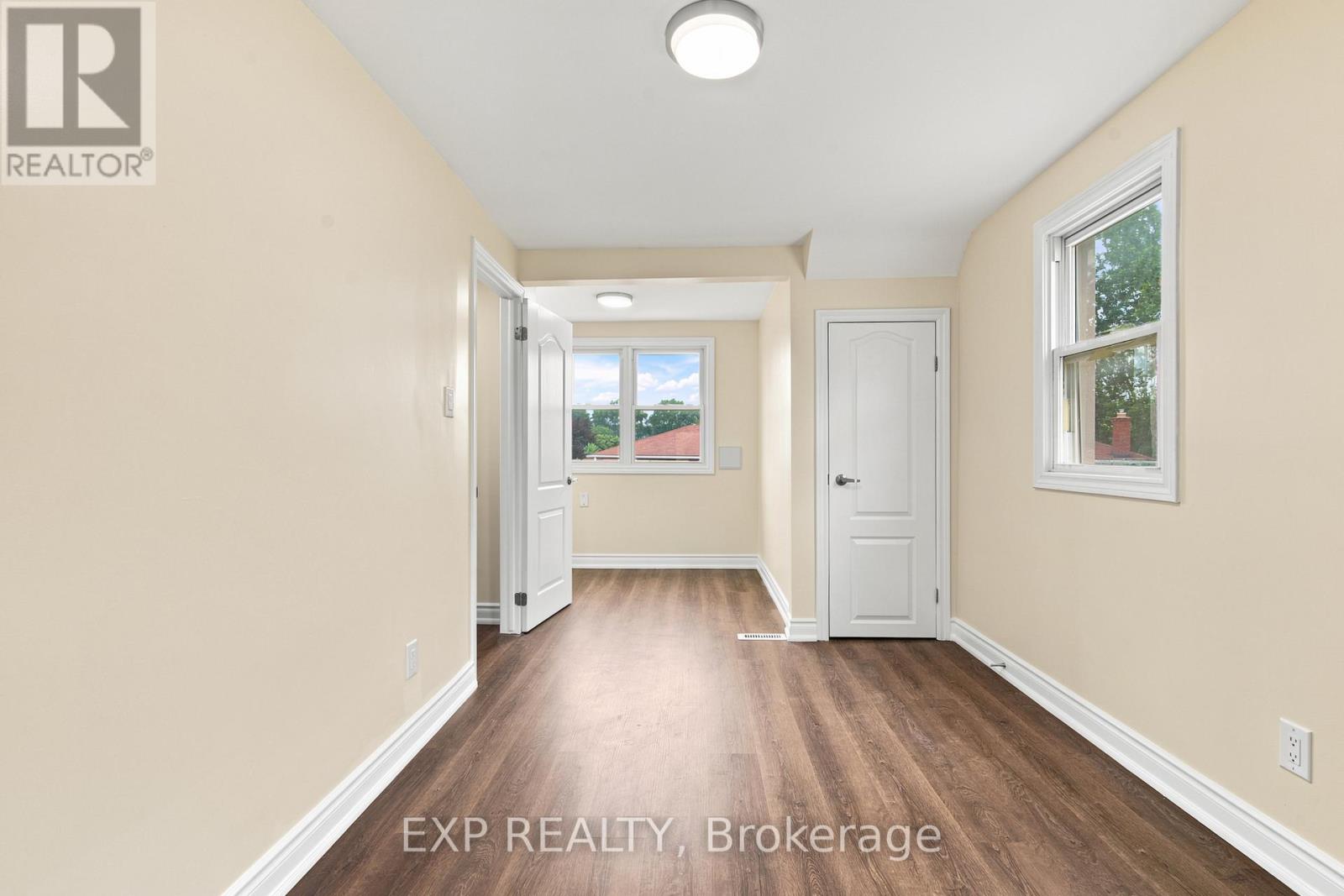 208 THOROLD ROAD - Image 13
