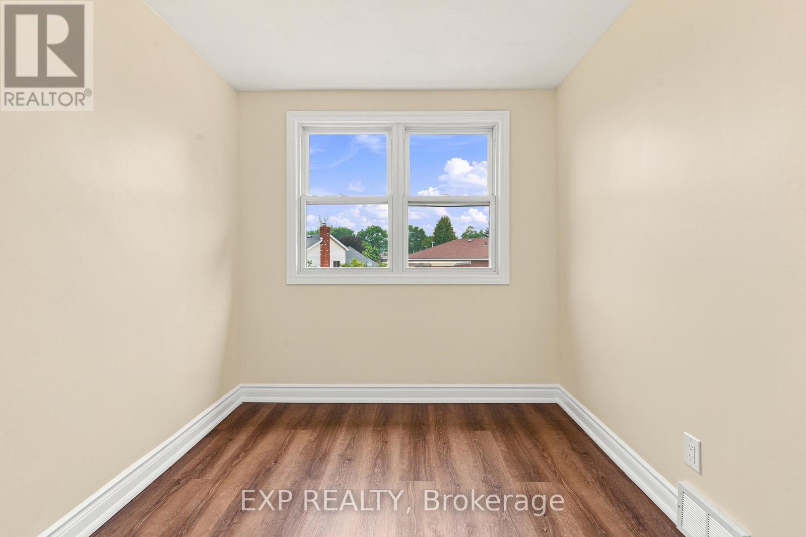 208 THOROLD ROAD - Image 21