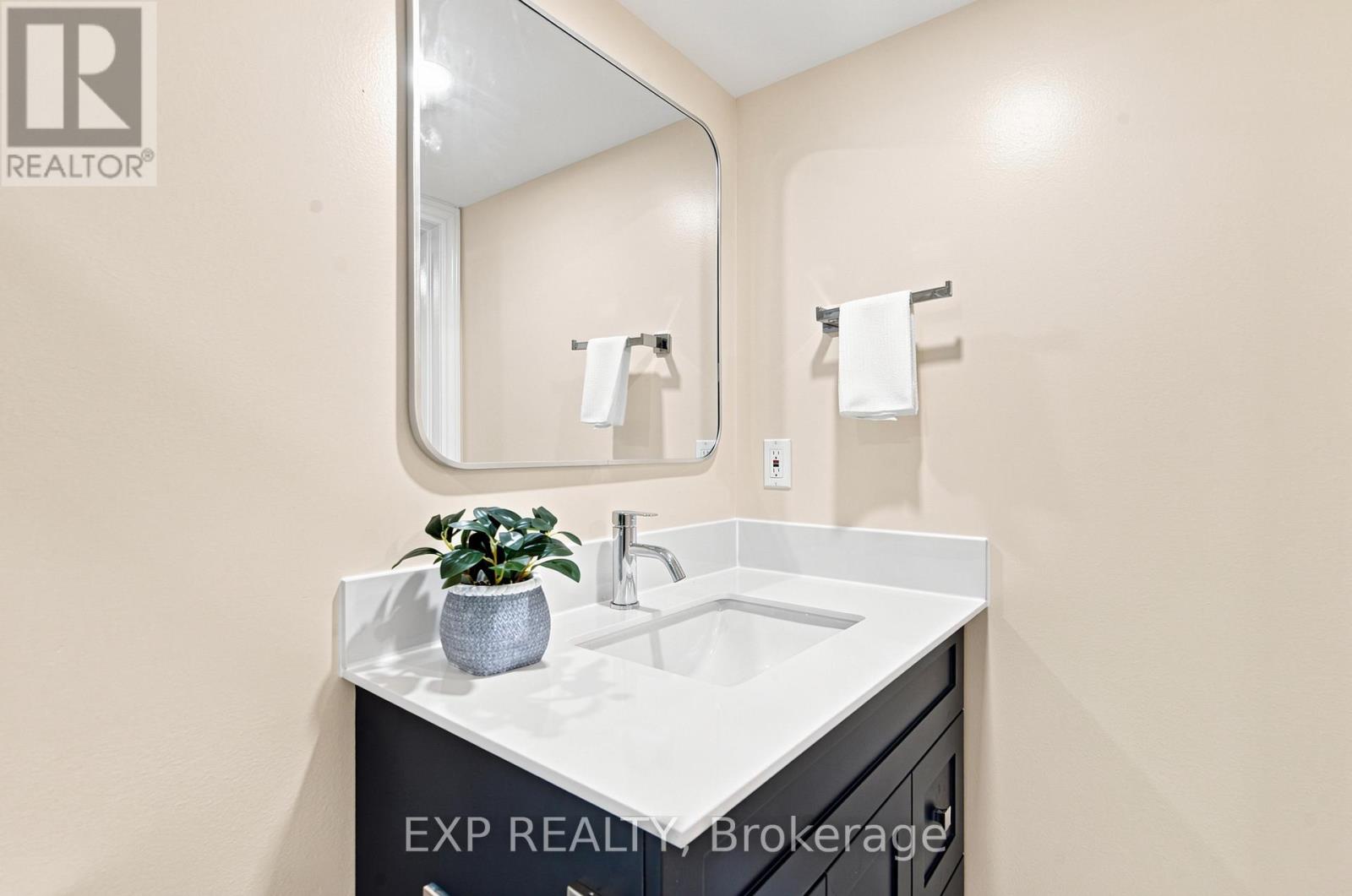 208 THOROLD ROAD - Image 25