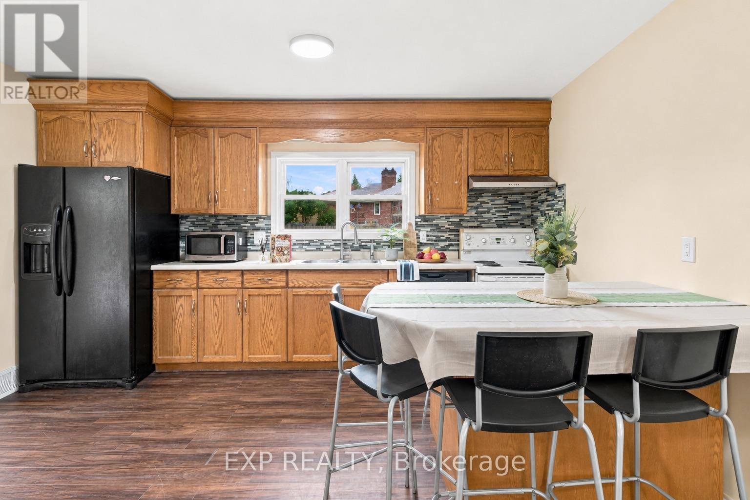 208 THOROLD ROAD - Image 5