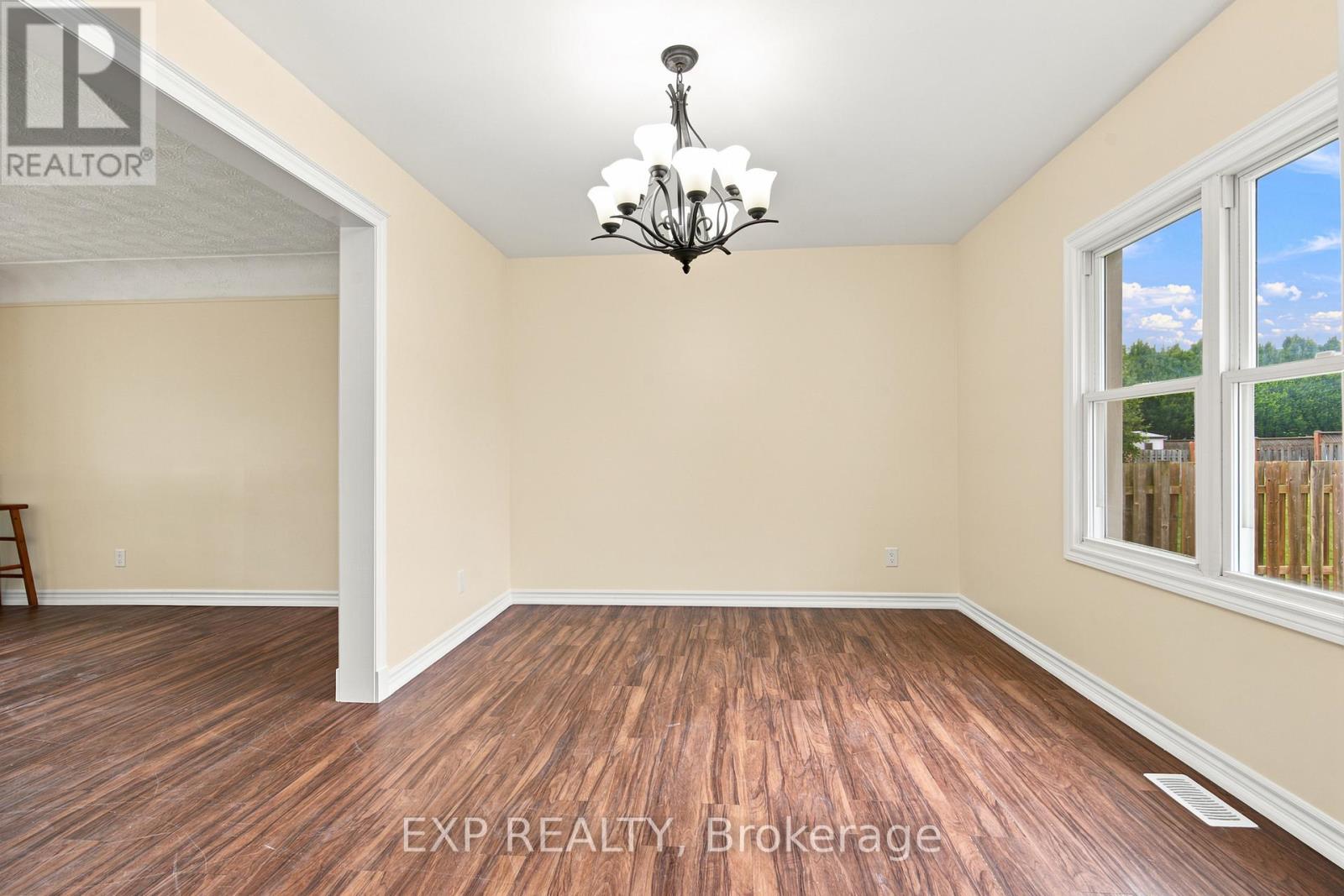 208 THOROLD ROAD - Image 9