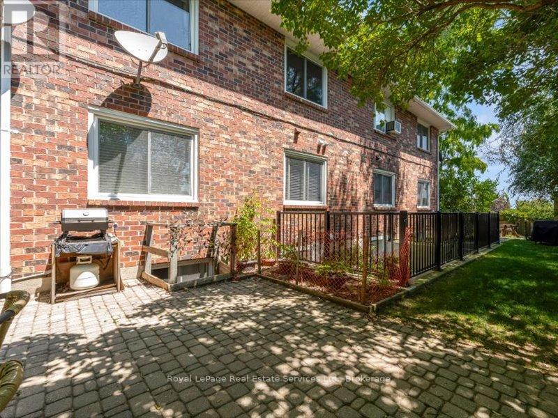 81 HAMILTON STREET N - 24