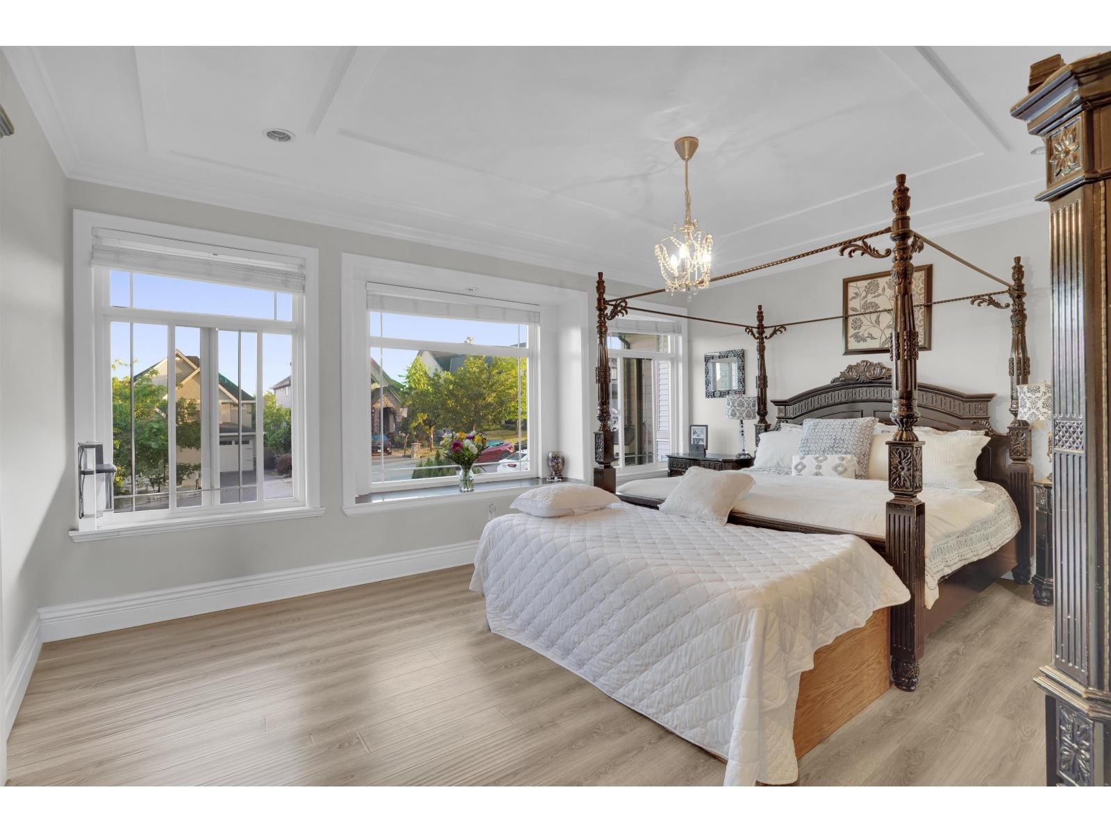 8 Bed, 8 Bath House for Sale in Surrey – 18913 54A AVENUE, Surrey – MLS# R3143906 - Image 11