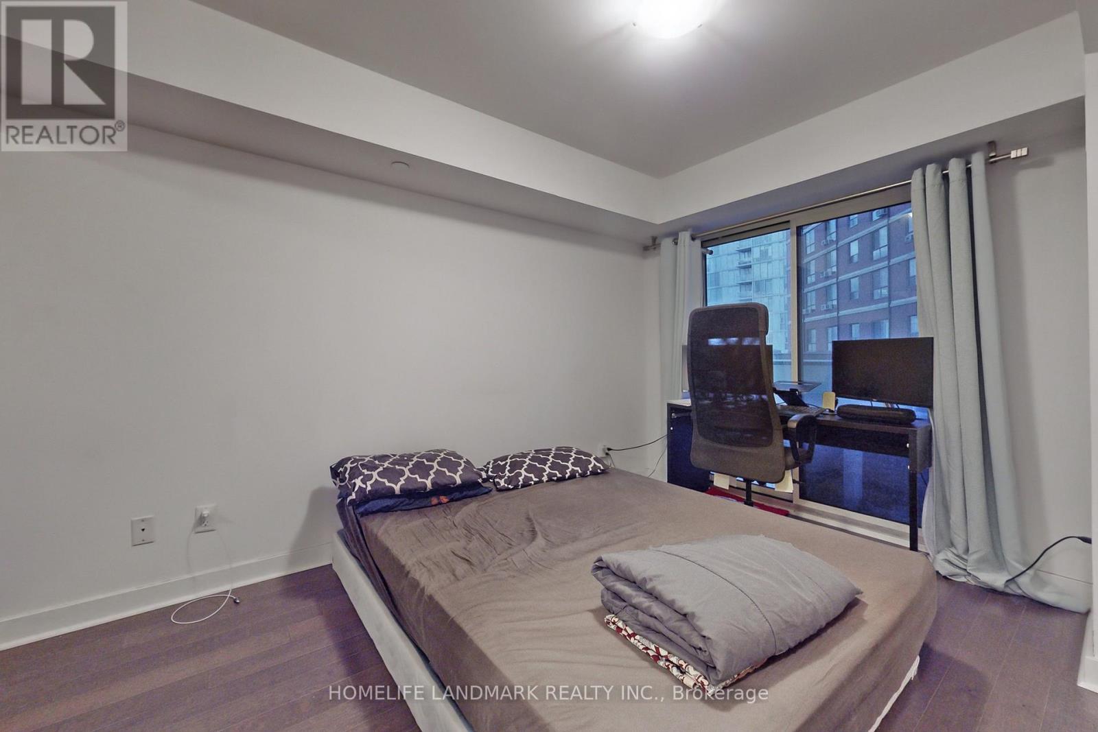 #505 58 ORCHARD VIEW BOULEVARD - 12