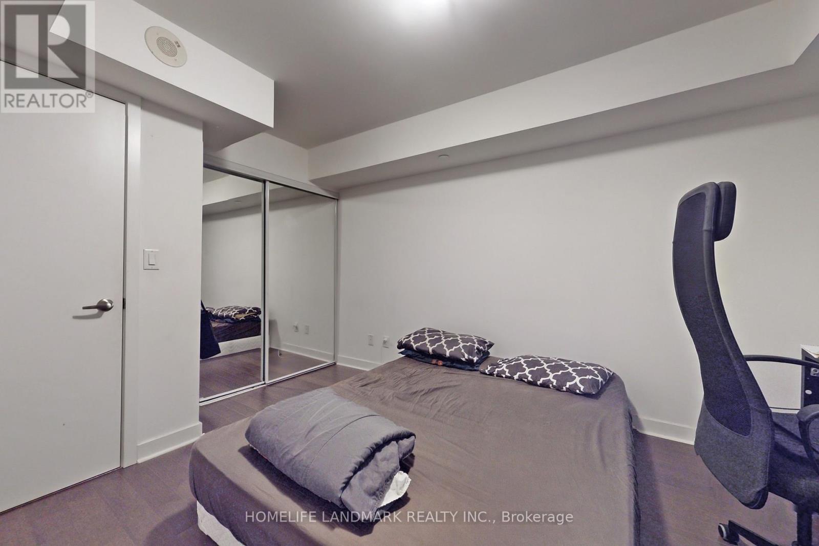 #505 58 ORCHARD VIEW BOULEVARD - 14