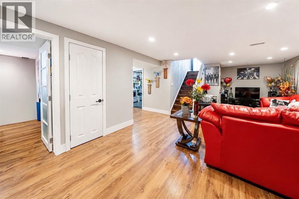 165 Nash Street - 24
