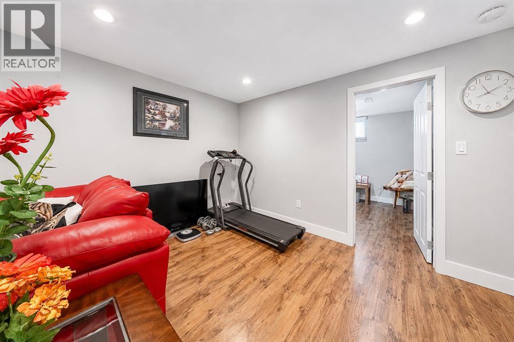 165 Nash Street - 5