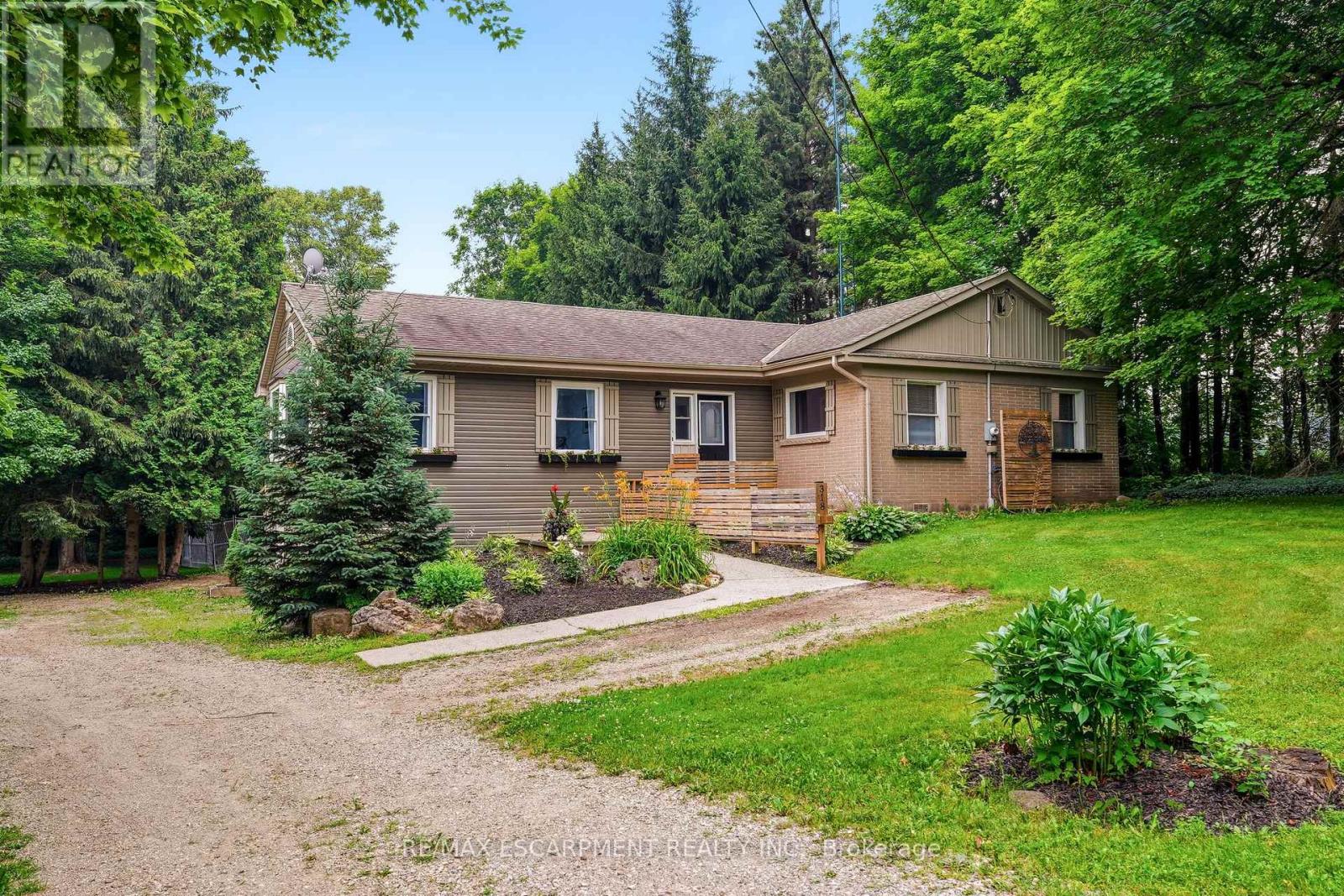 318 10TH CONCESSION ROAD E - 1