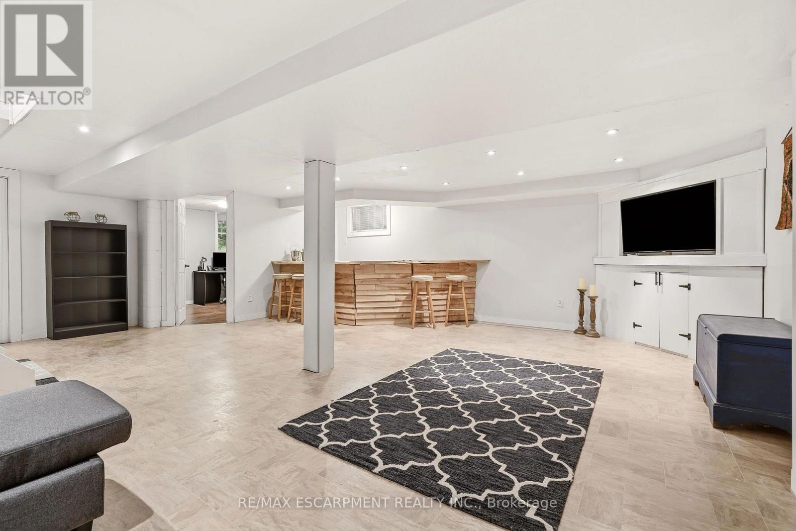 318 10TH CONCESSION ROAD E - 30