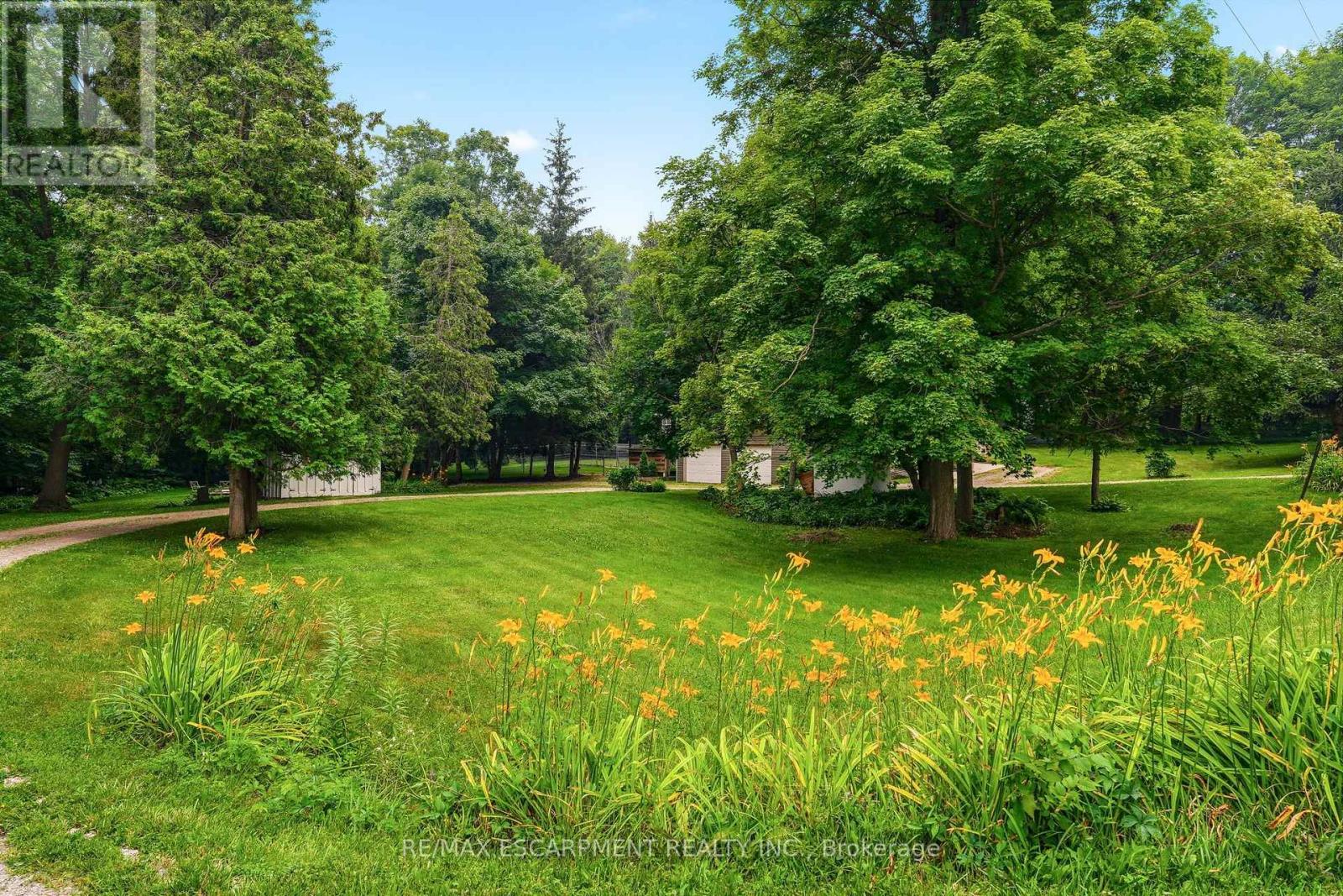 318 10TH CONCESSION ROAD E - 4