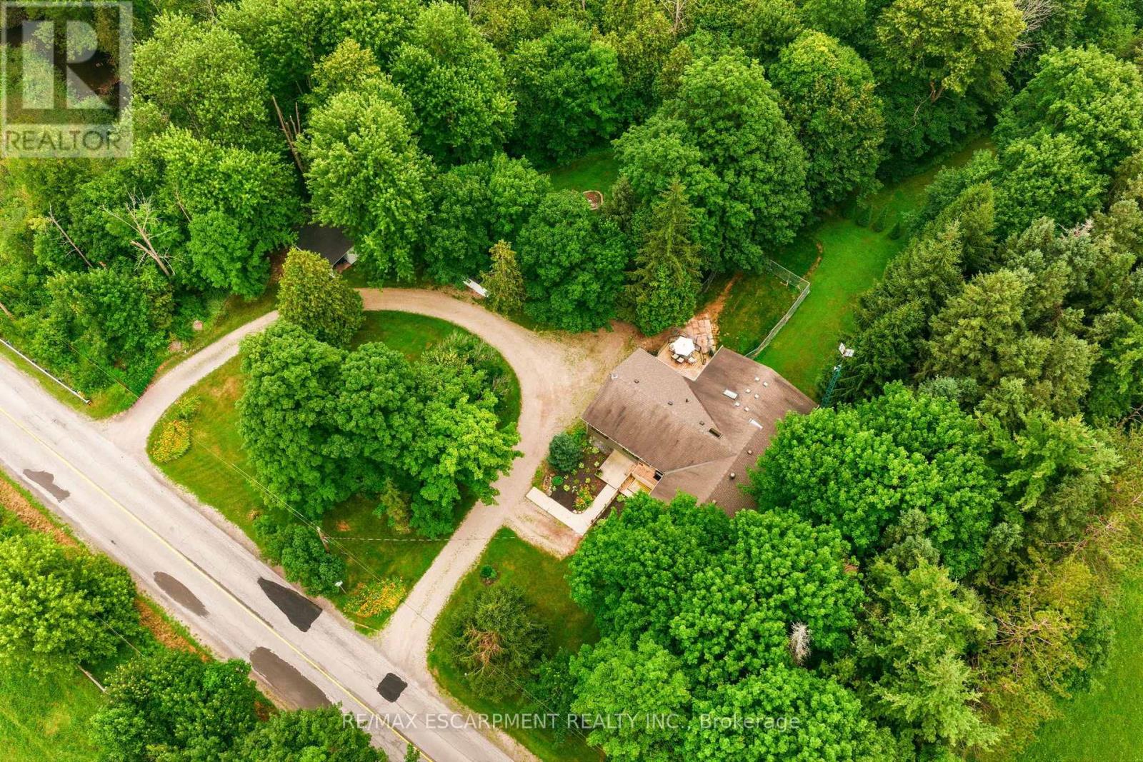 318 10TH CONCESSION ROAD E - 48