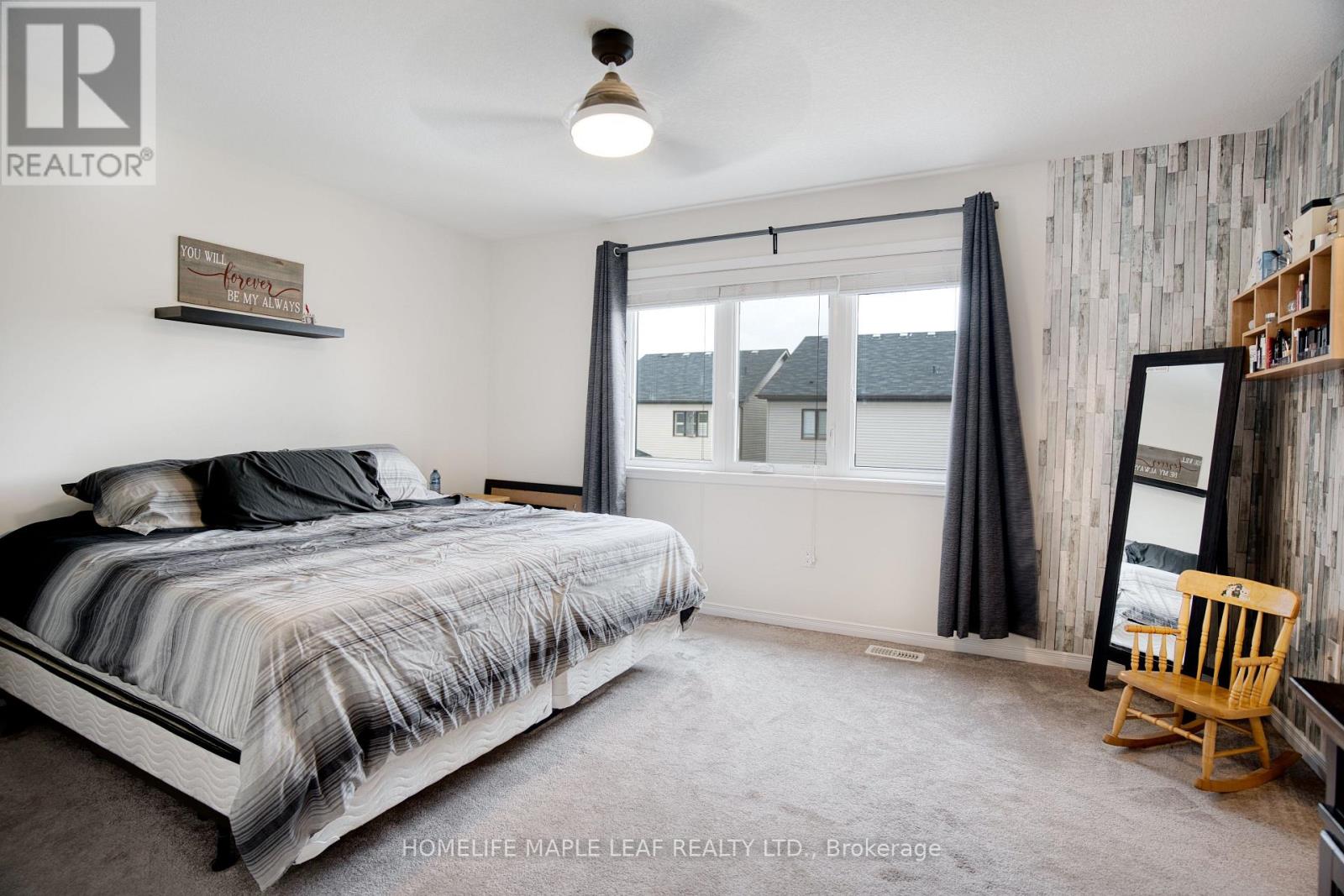 232 BEDROCK DRIVE S - 17