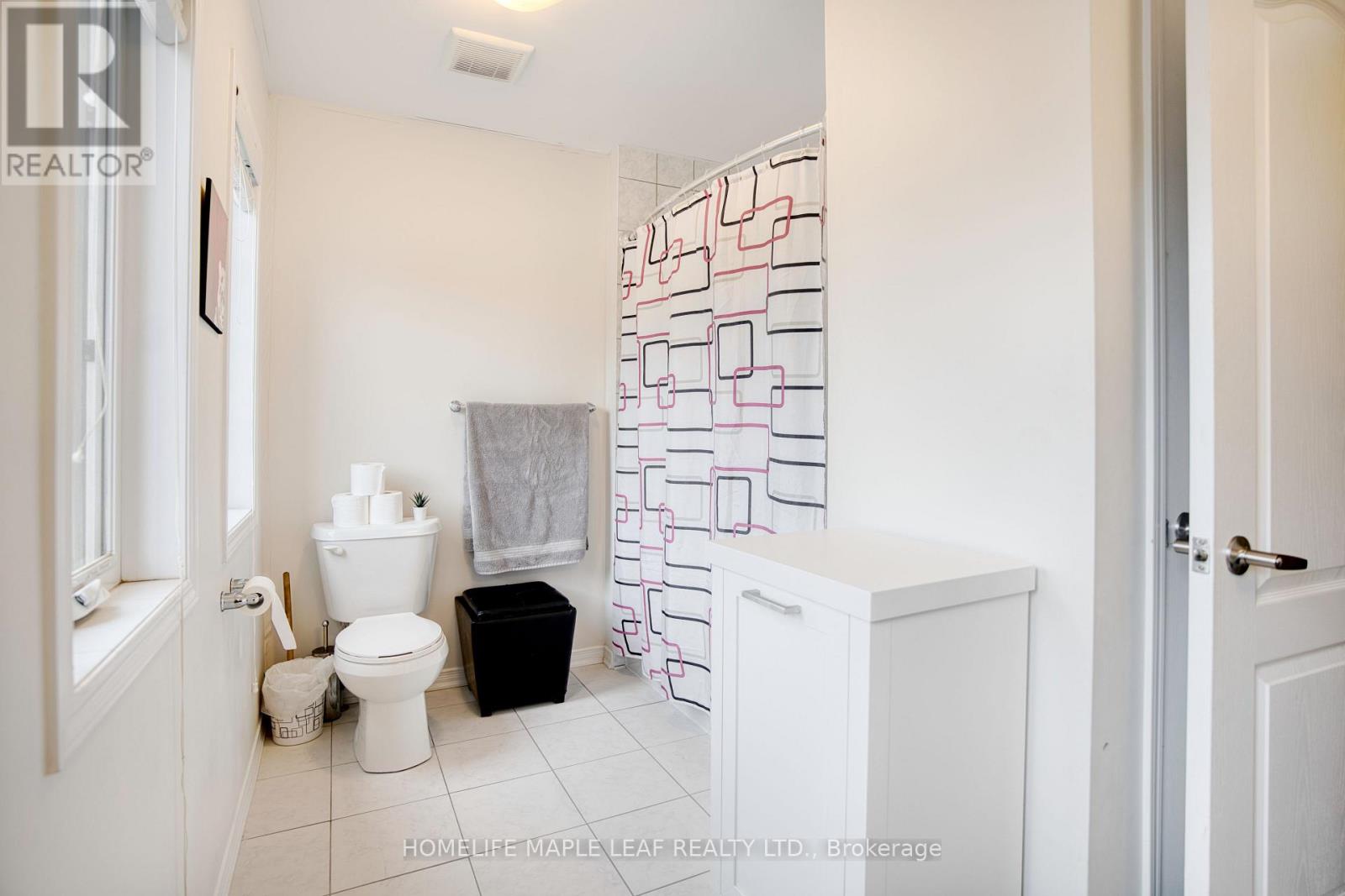 232 BEDROCK DRIVE S - 22