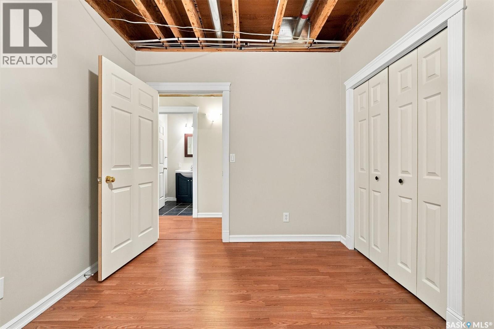 841 Martens CRESCENT - 38