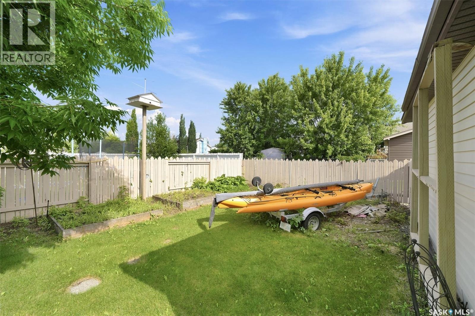 841 Martens CRESCENT - 50
