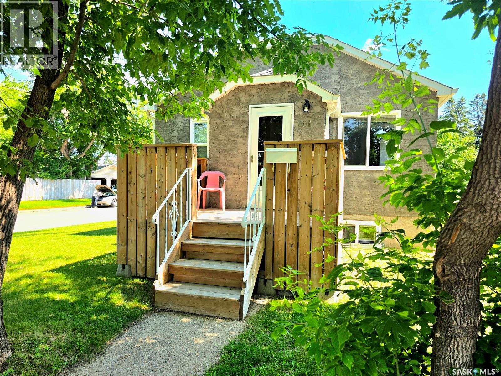 802 O AVENUE S - 1