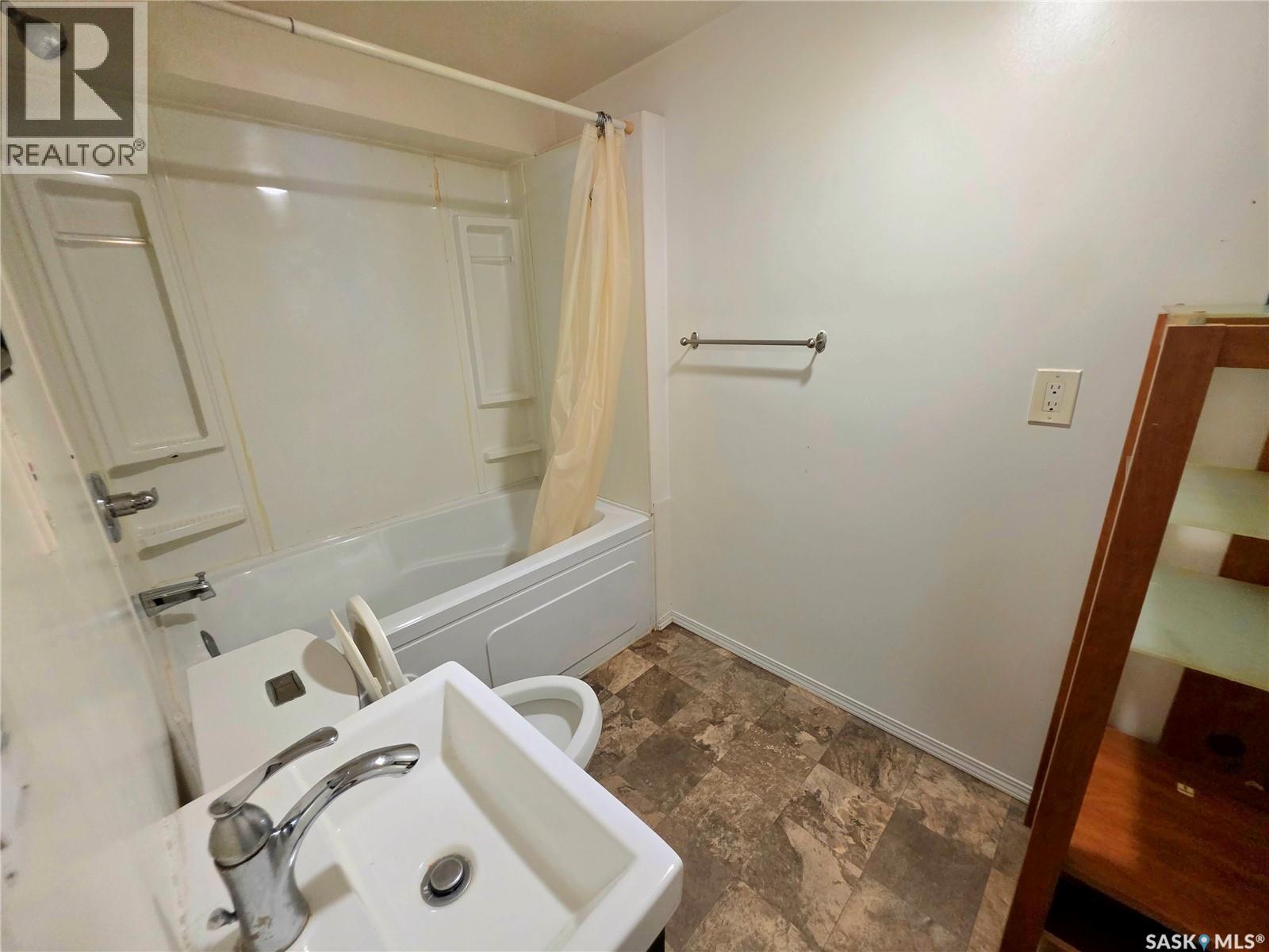 802 O AVENUE S - 23