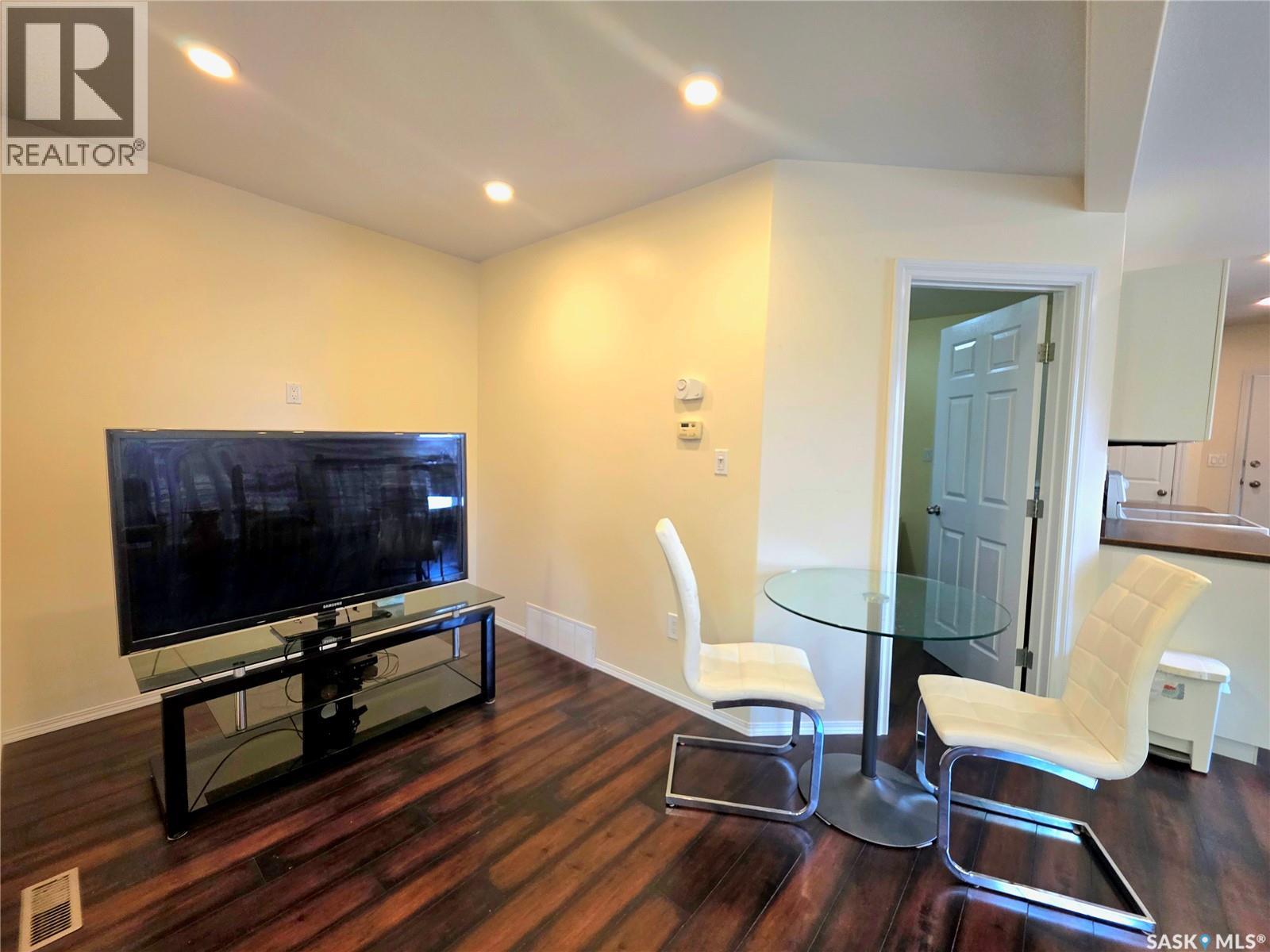 802 O AVENUE S - 4