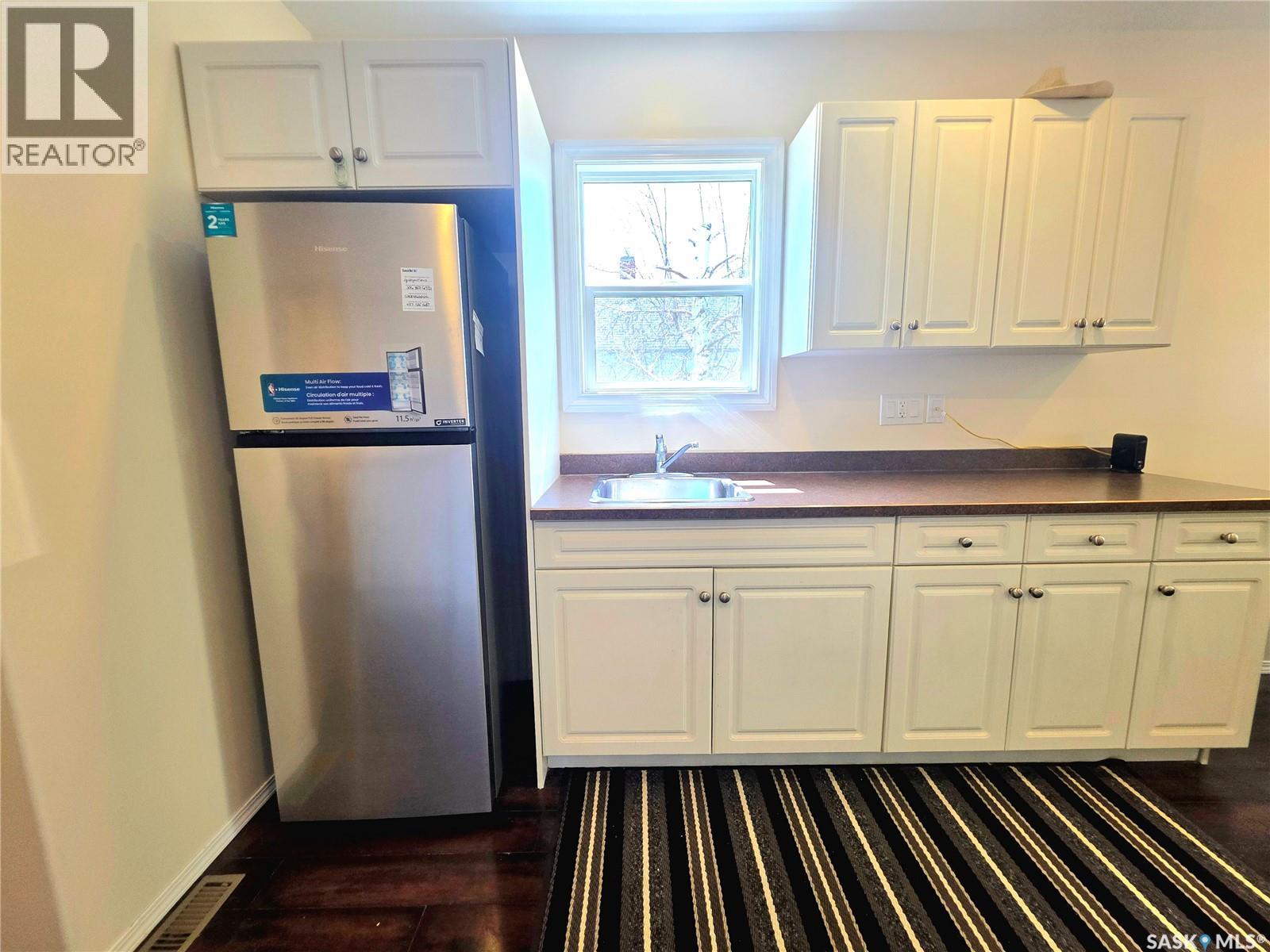 802 O AVENUE S - 8