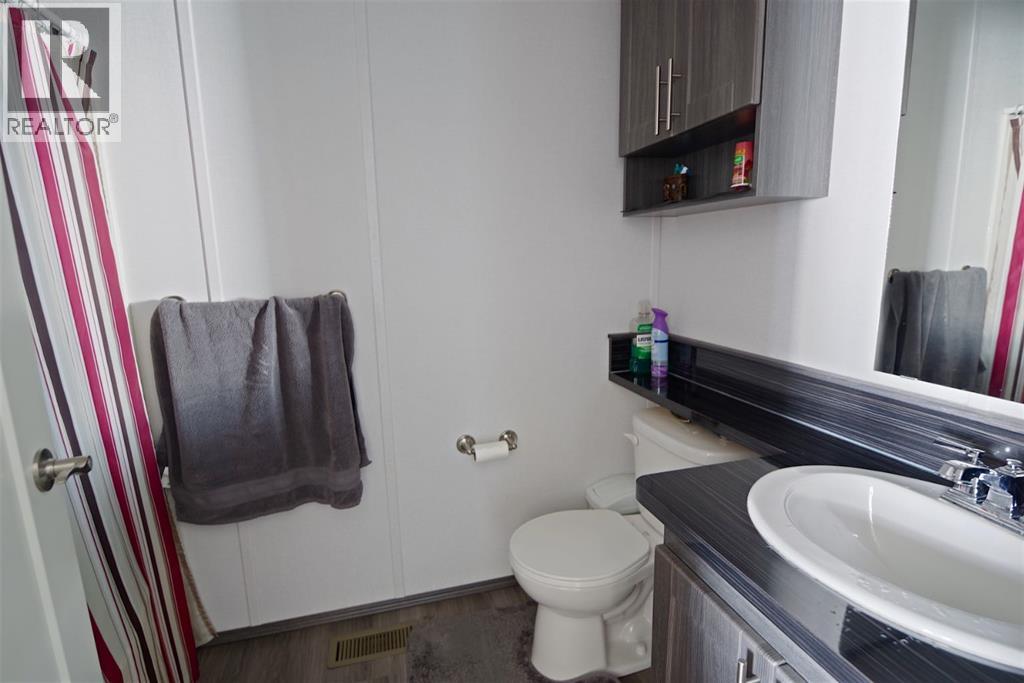 829 3 Street S - 17