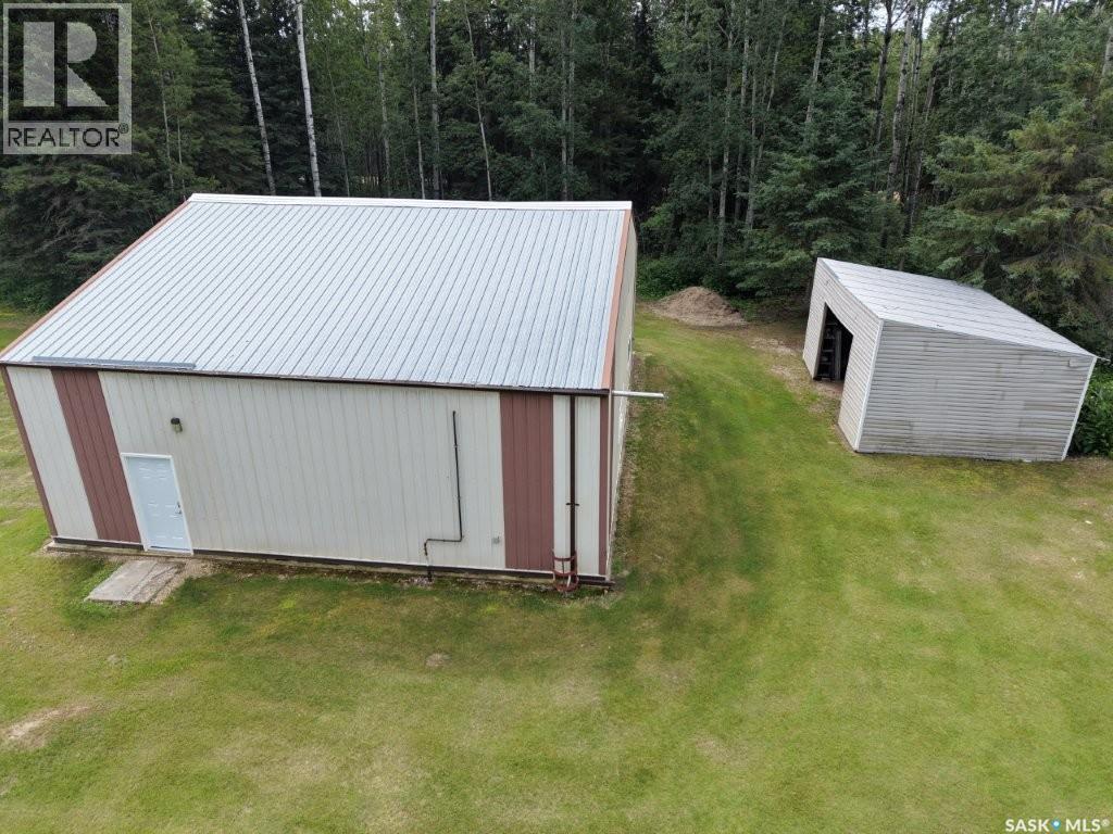 4.96 acres move in ready property - Image 57