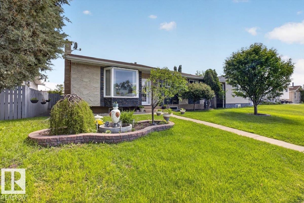 14735 123 ST NW - 1