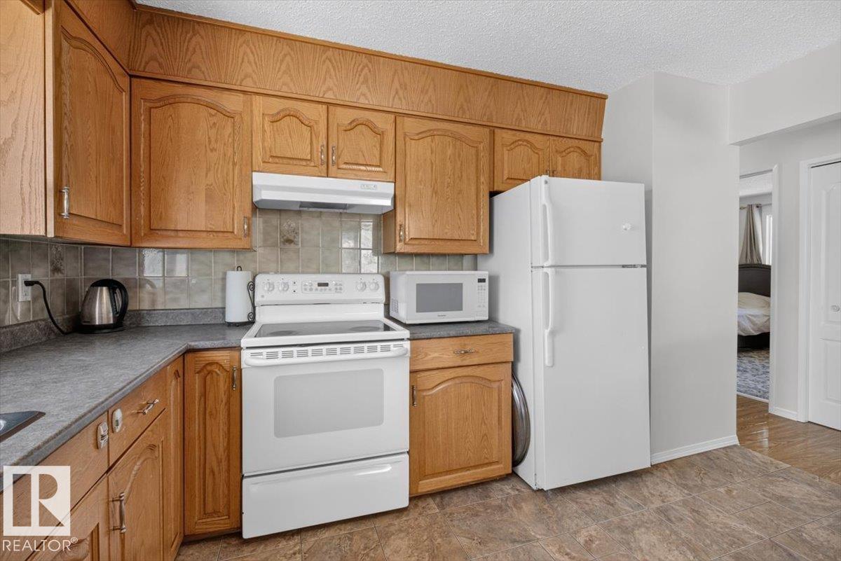 14735 123 ST NW - 15