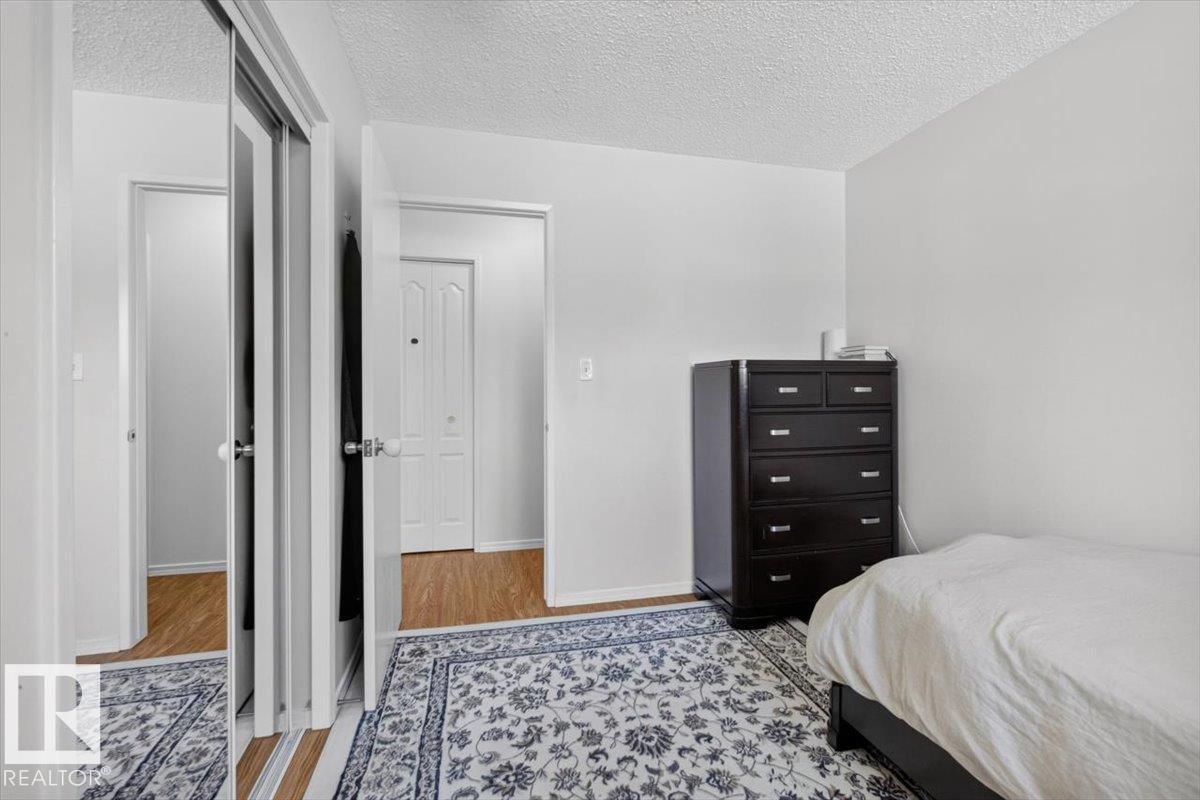 14735 123 ST NW - 19