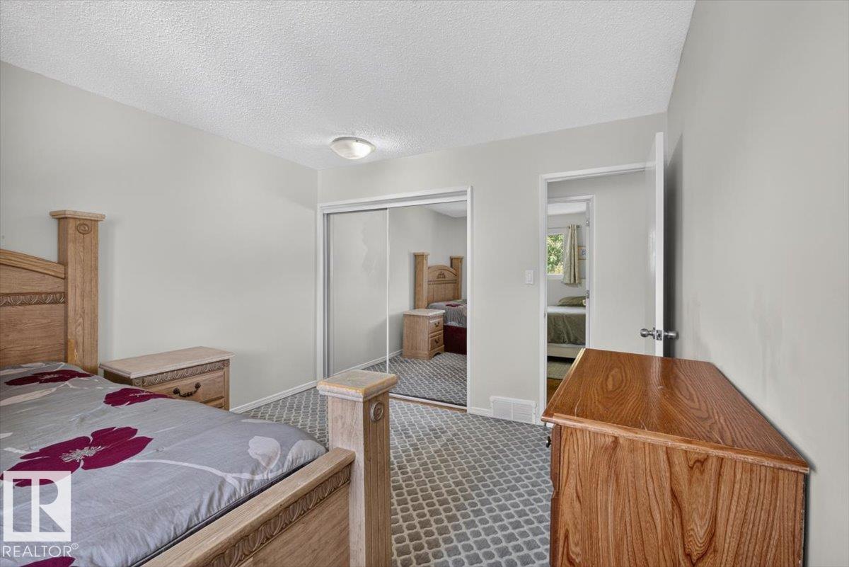14735 123 ST NW - 24