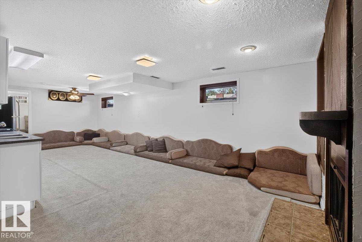 14735 123 ST NW - 29