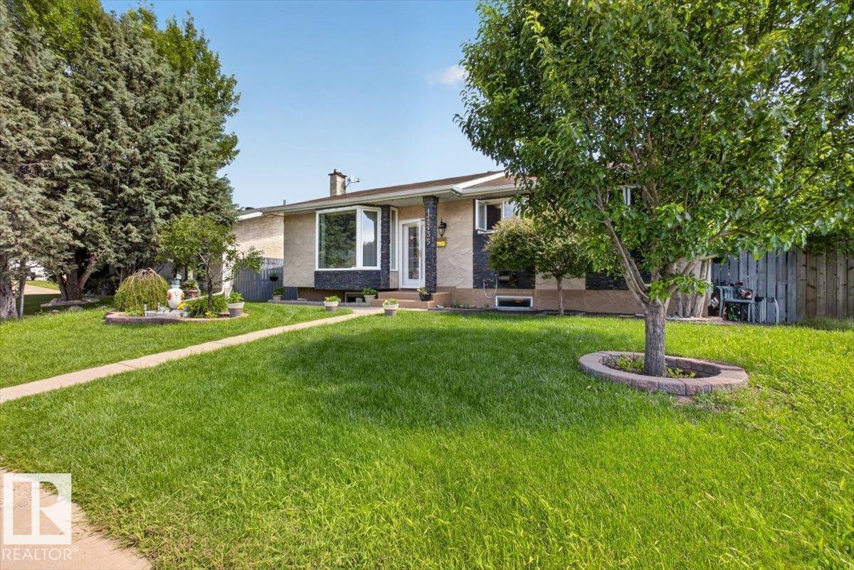 14735 123 ST NW - 3