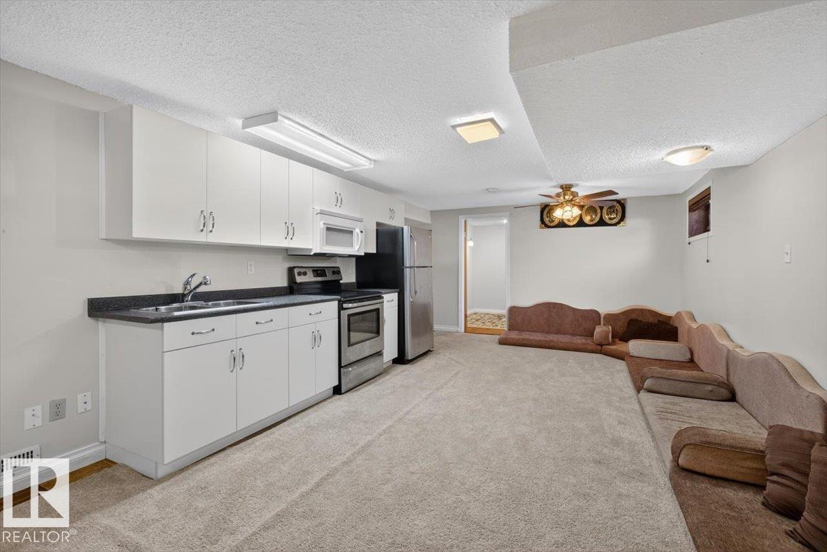 14735 123 ST NW - 32