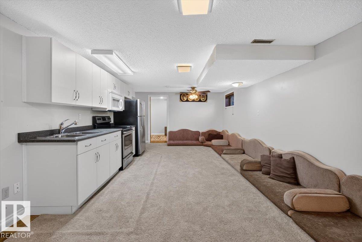 14735 123 ST NW - 33
