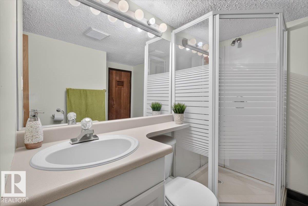 14735 123 ST NW - 40