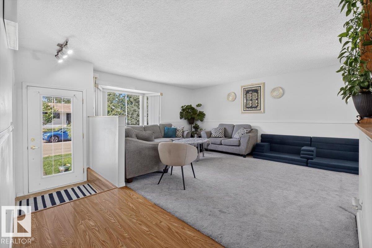 14735 123 ST NW - 5