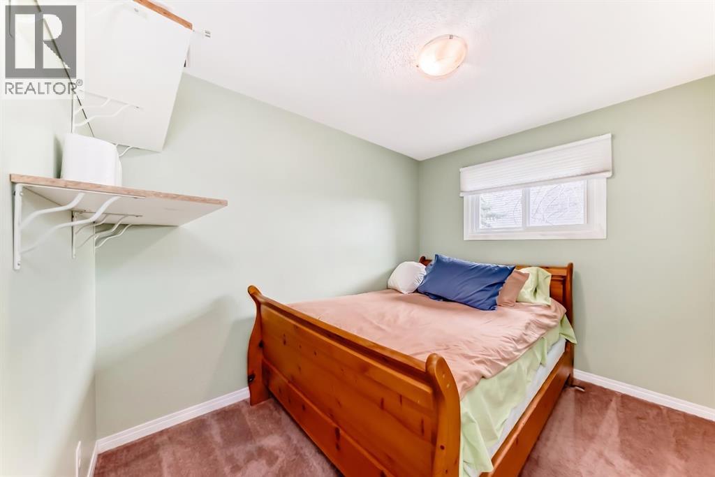 36 Castleglen Way NE - 17