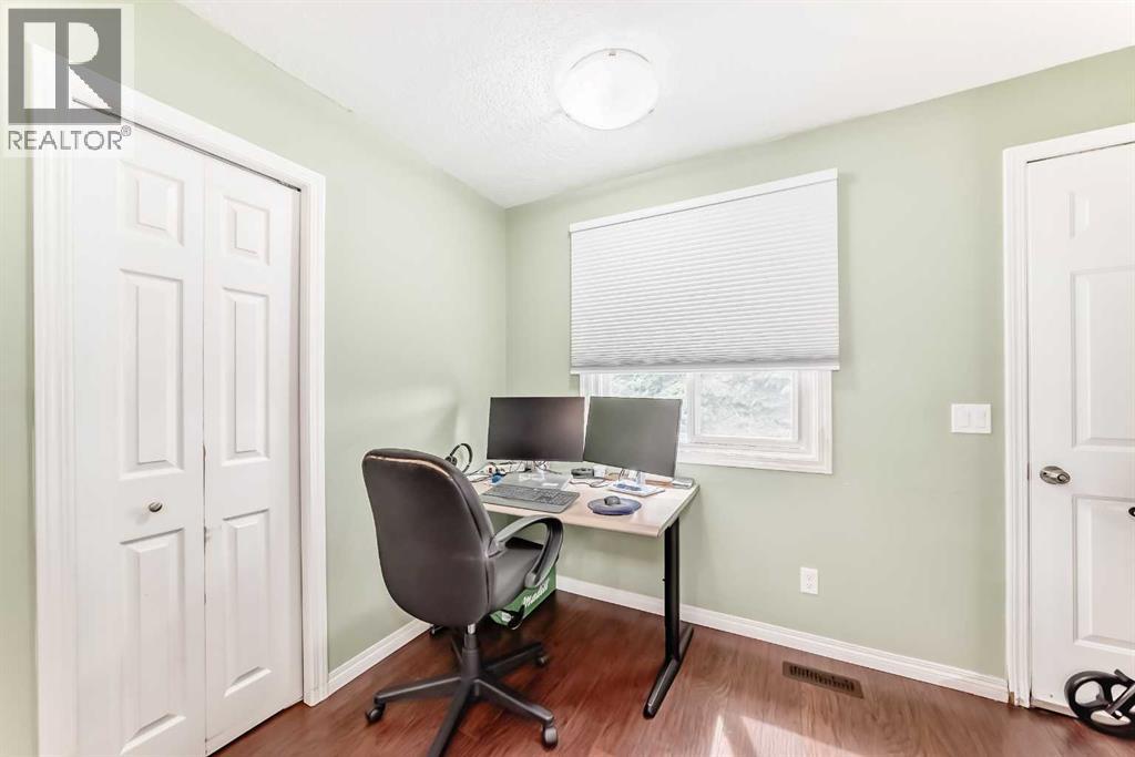 36 Castleglen Way NE - 8