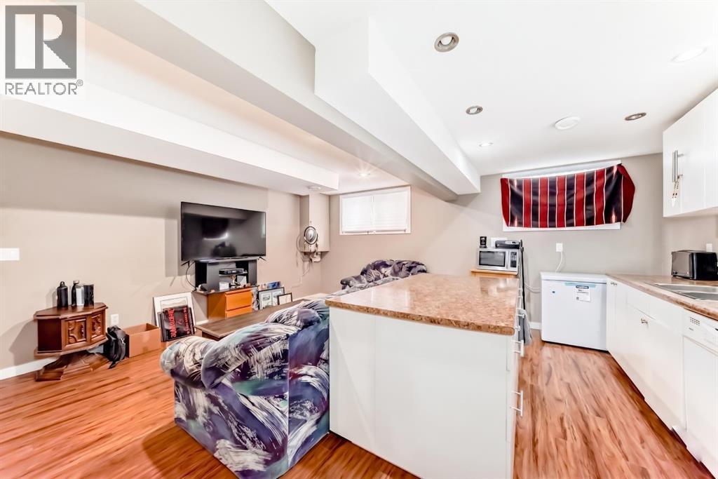 36 Castleglen Way NE - 23