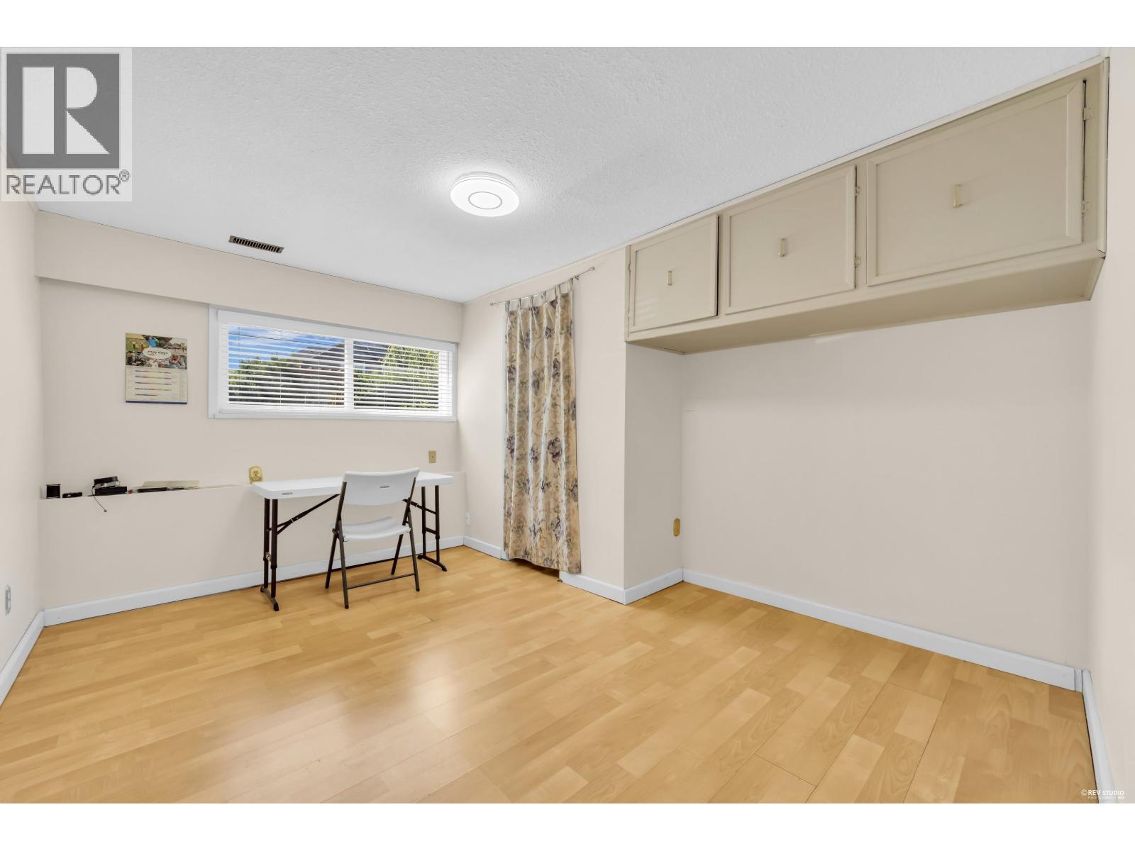 1749 DORSET AVENUE, Port Coquitlam
