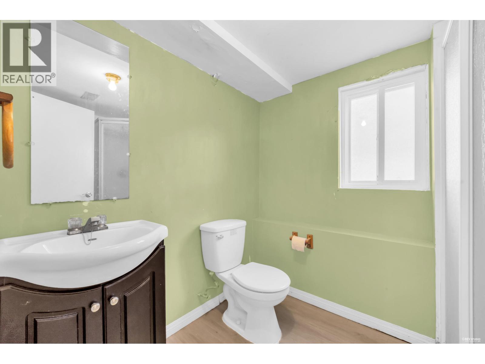 1749 DORSET AVENUE, Port Coquitlam