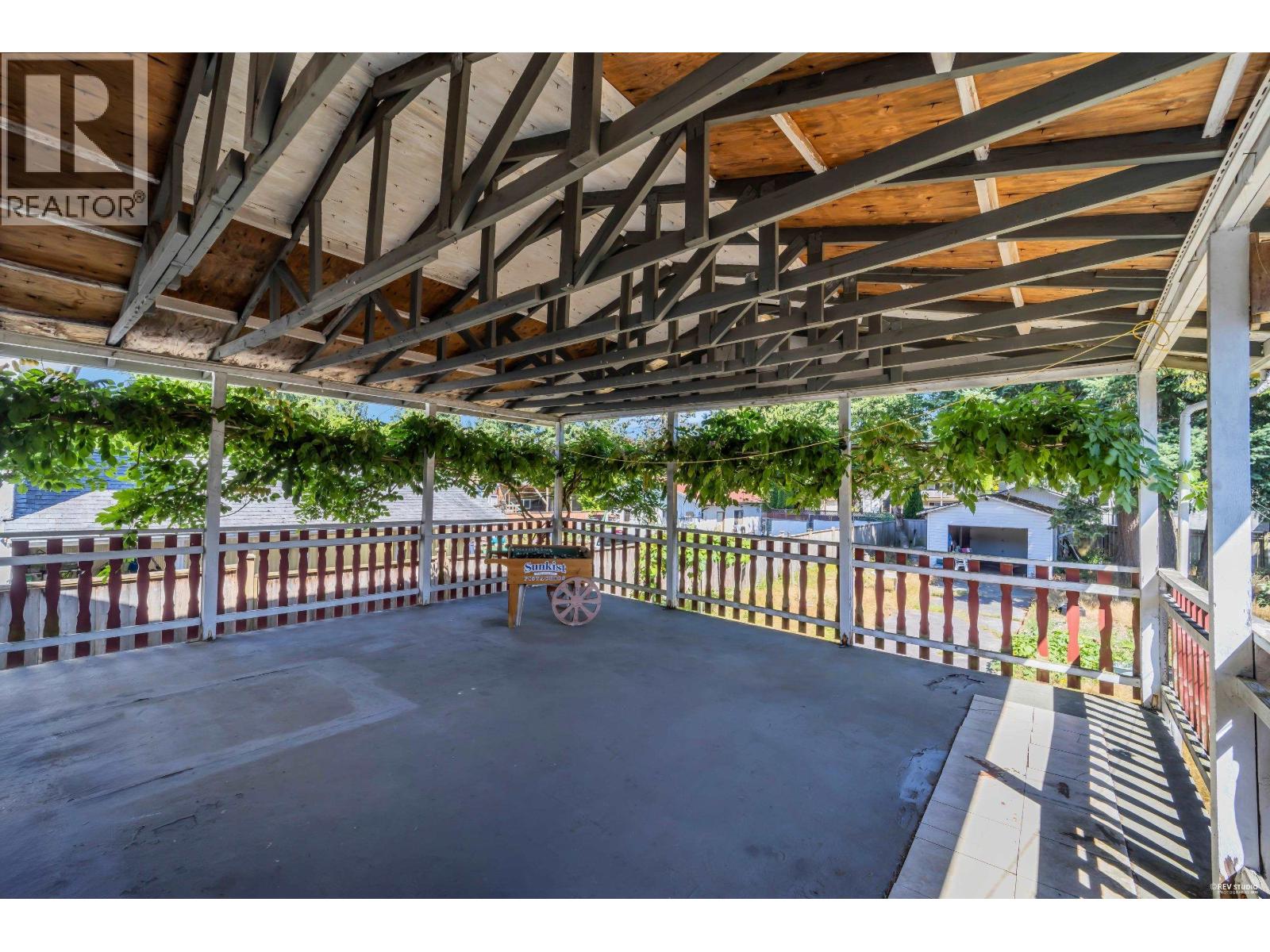 1749 DORSET AVENUE, Port Coquitlam