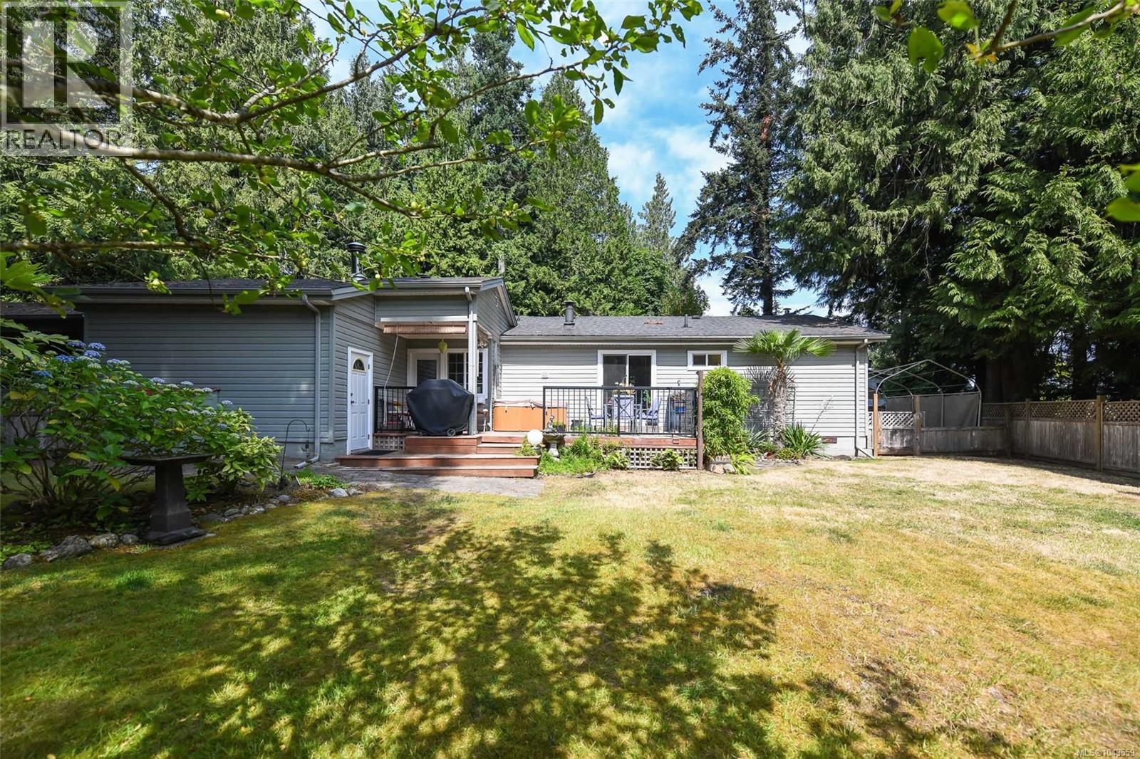 100 Baynes Dr - 10