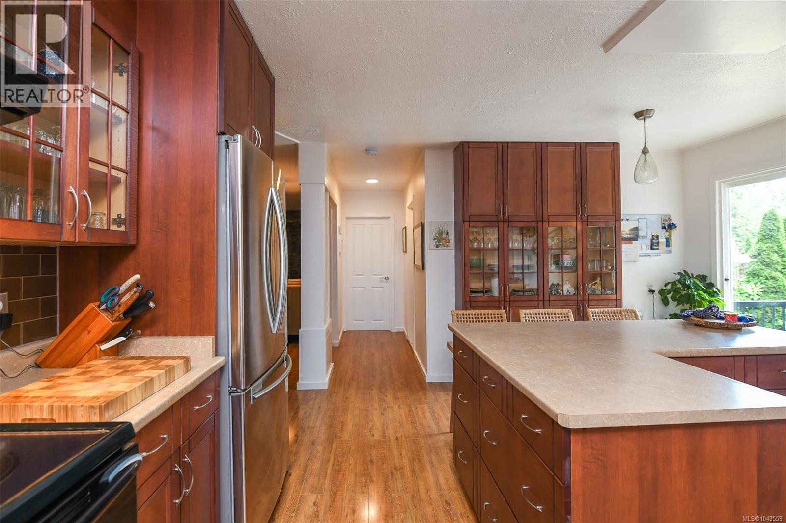 100 Baynes Dr - 25