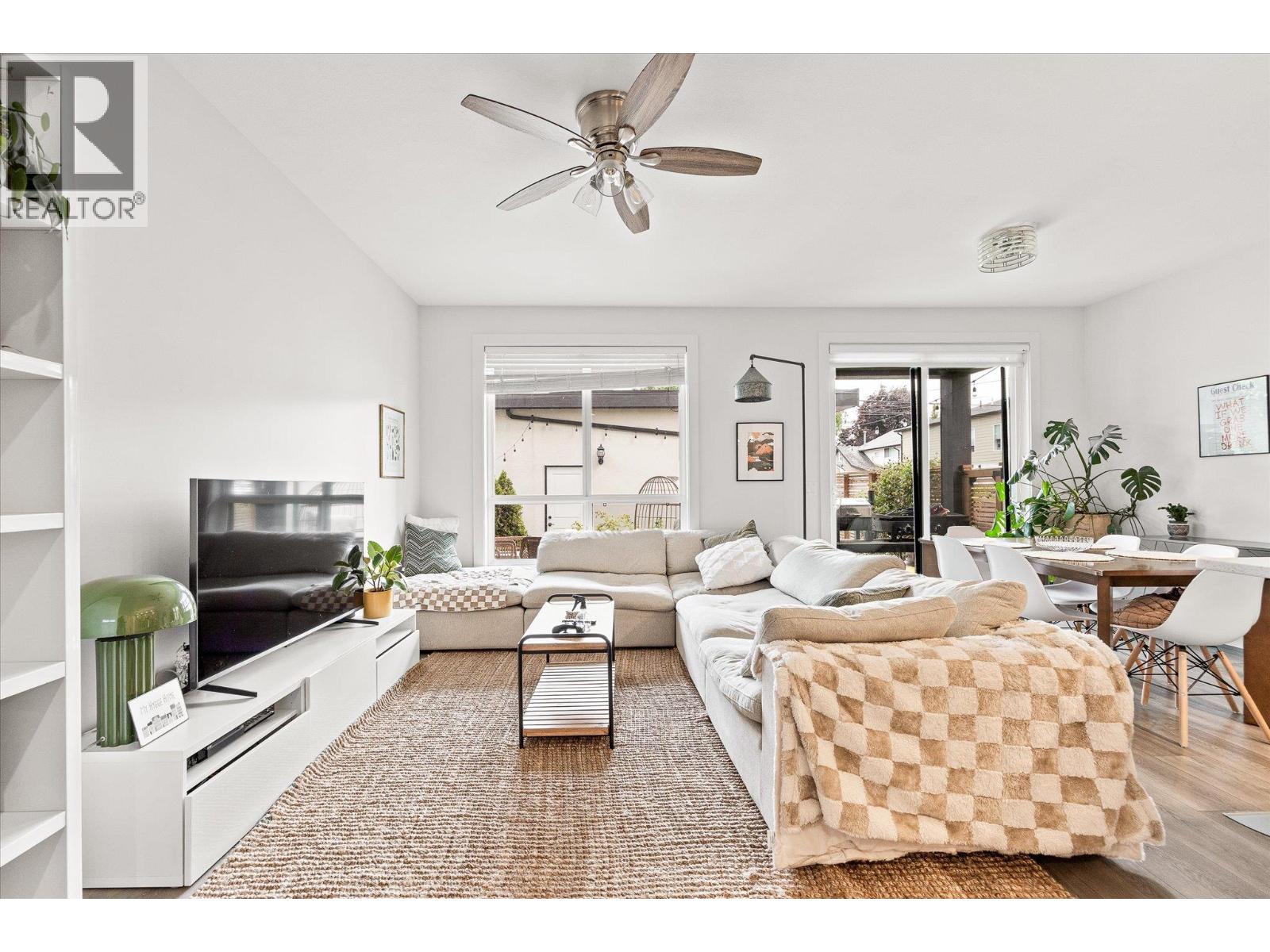 #3 795 Stockwell Avenue - 12