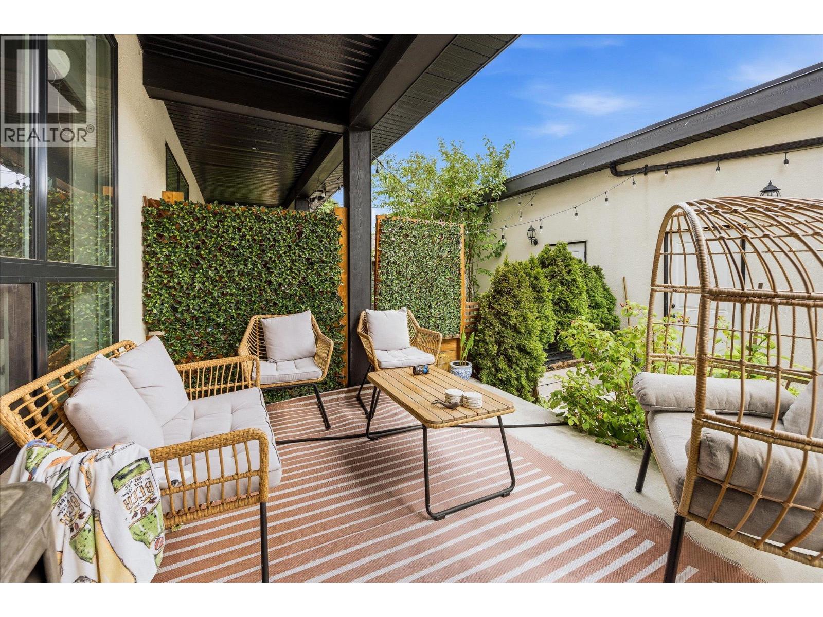 #3 795 Stockwell Avenue - 29