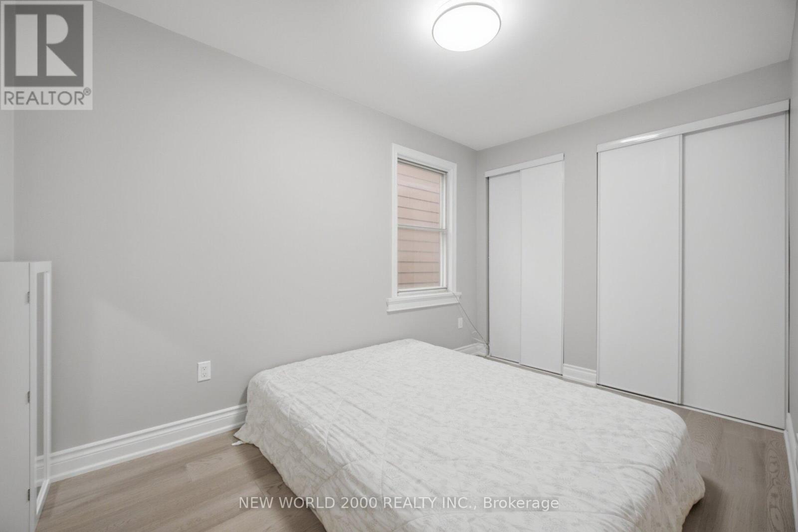 20 ROCKWELL AVENUE - 11
