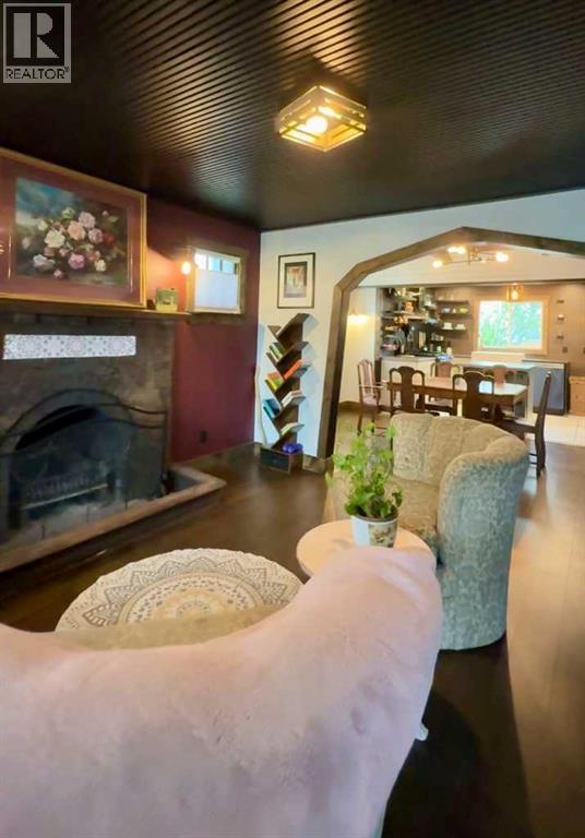 4836 49 Street - 4